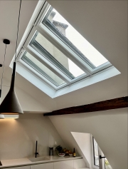 Vue intérieure d'une verrière 3-en-1 VELUX